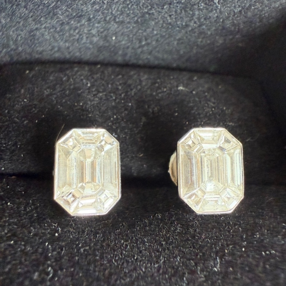 Amazing Valentine gift  7.65 carat authentic stud earrings  with GIA certificate